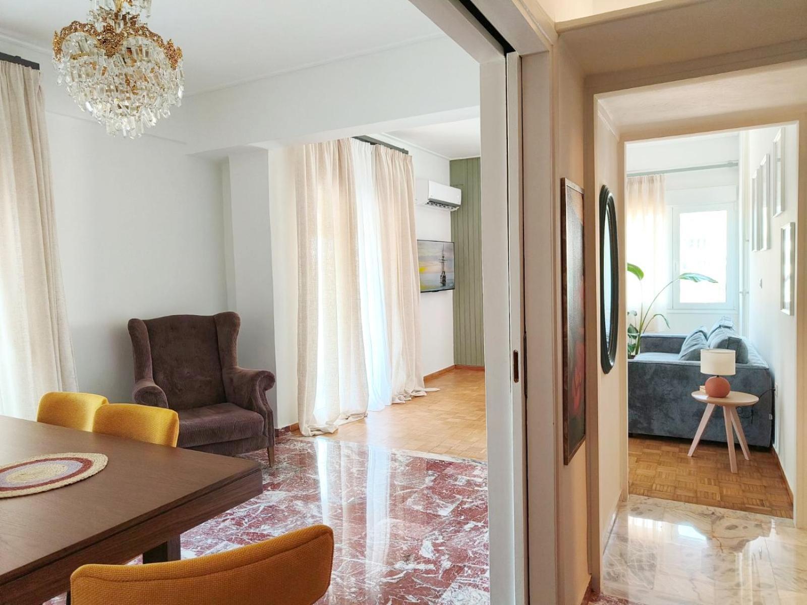 Stylish Artistic Flat With View, Three Min To Metro Apartment Атина Екстериор снимка