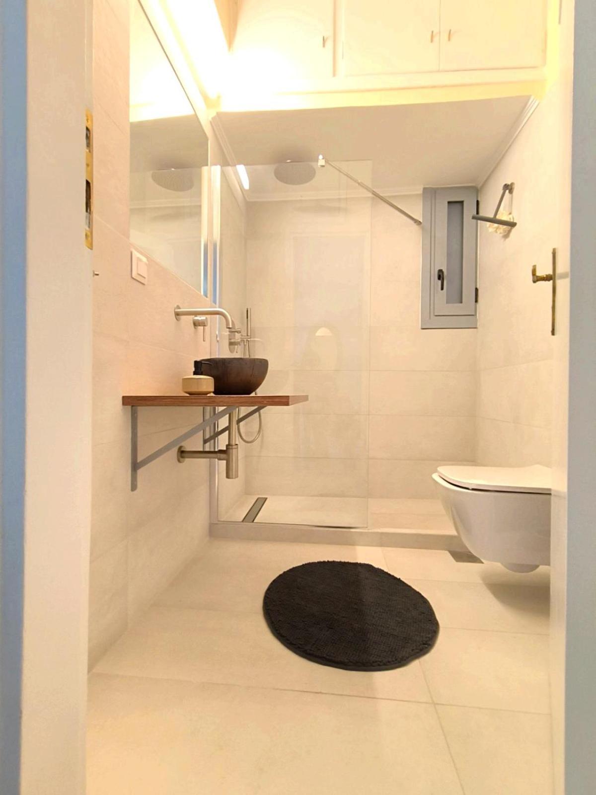 Stylish Artistic Flat With View, Three Min To Metro Apartment Атина Екстериор снимка